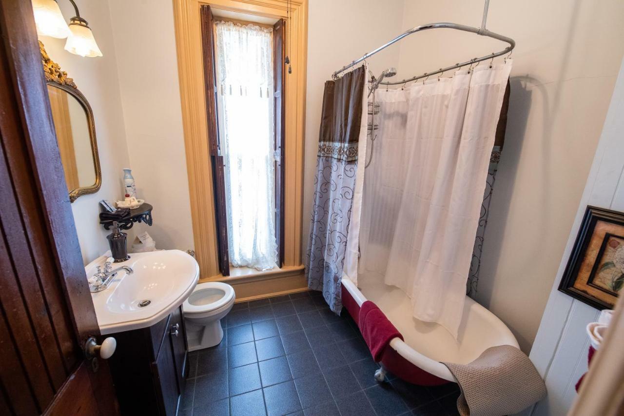 Spencer House Bed & Breakfast อีรี ภายนอก รูปภาพ