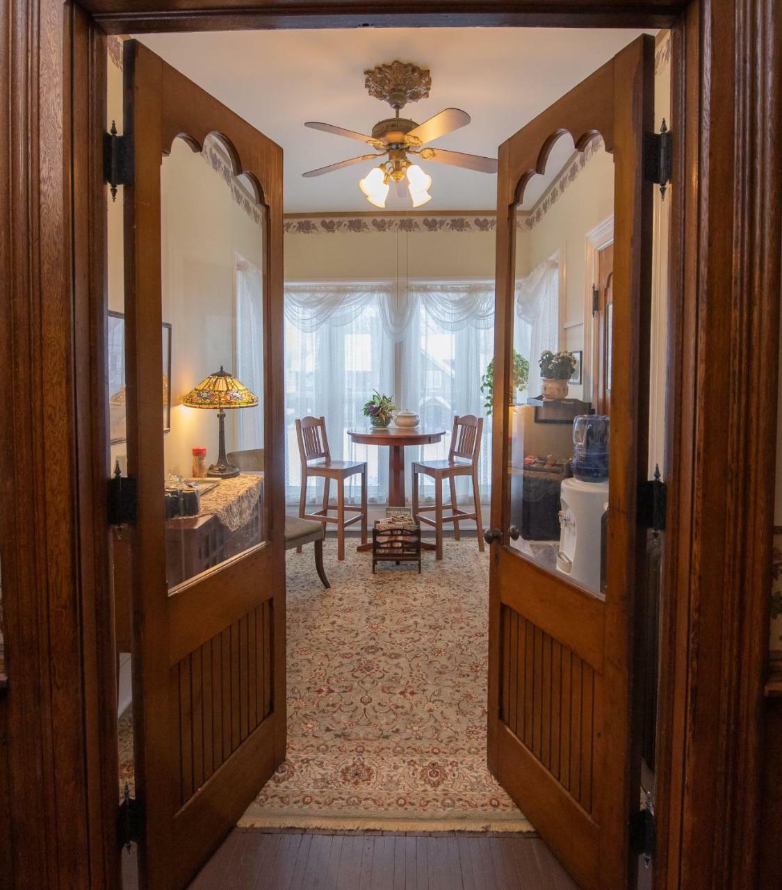 Spencer House Bed & Breakfast อีรี ภายนอก รูปภาพ