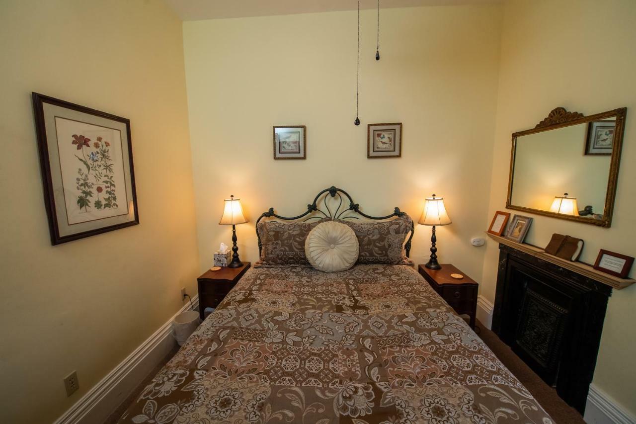 Spencer House Bed & Breakfast อีรี ภายนอก รูปภาพ