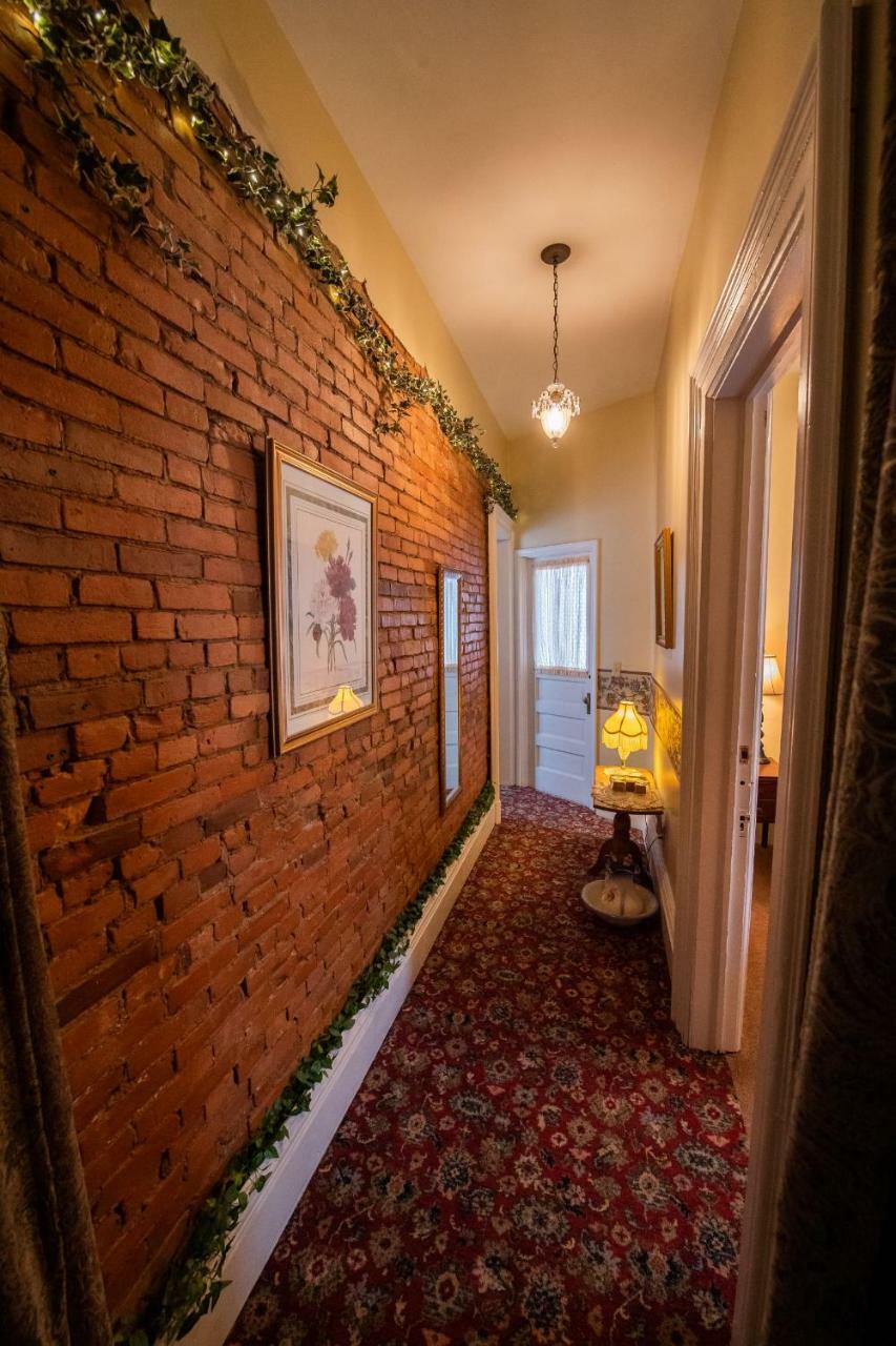 Spencer House Bed & Breakfast อีรี ภายนอก รูปภาพ