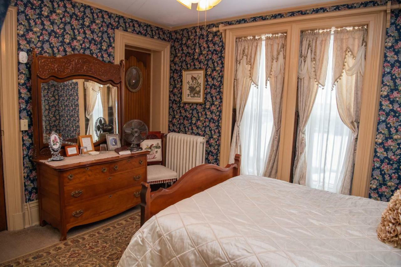 Spencer House Bed & Breakfast อีรี ภายนอก รูปภาพ