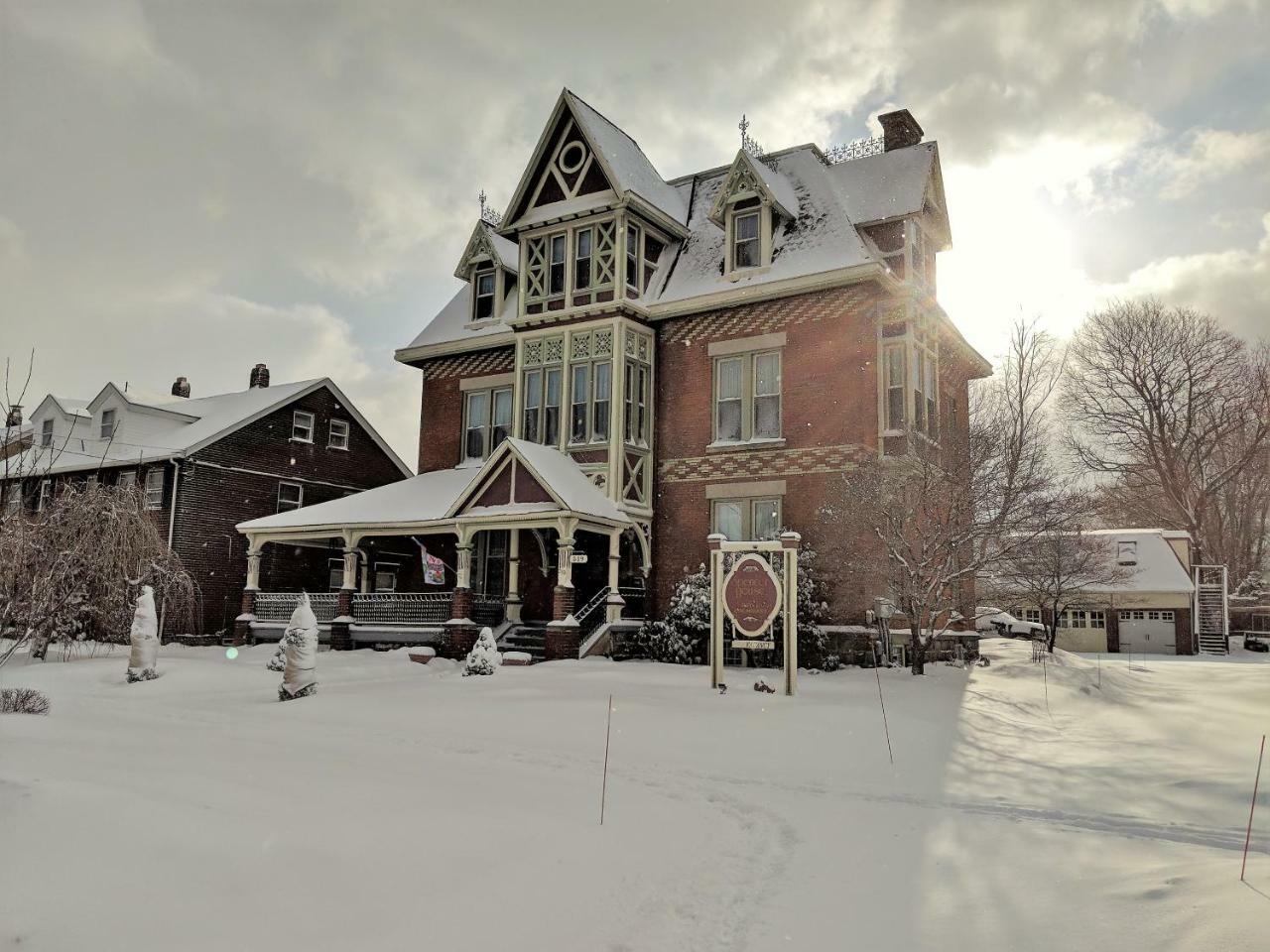 Spencer House Bed & Breakfast อีรี ภายนอก รูปภาพ