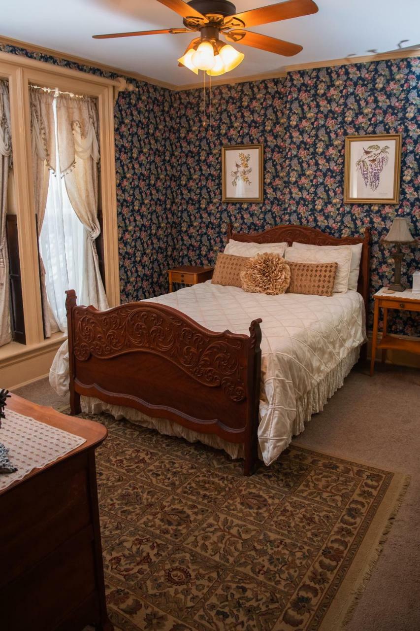 Spencer House Bed & Breakfast อีรี ภายนอก รูปภาพ