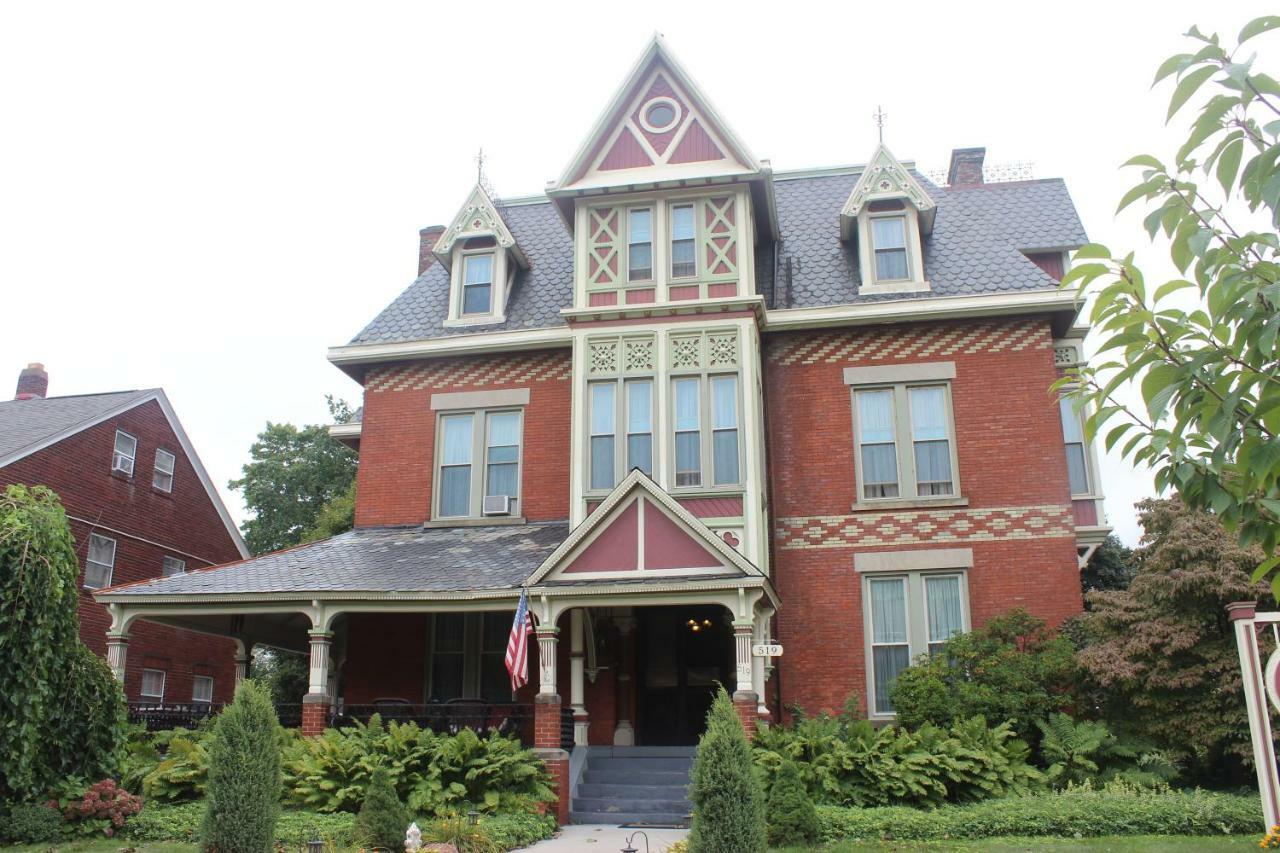 Spencer House Bed & Breakfast อีรี ภายนอก รูปภาพ