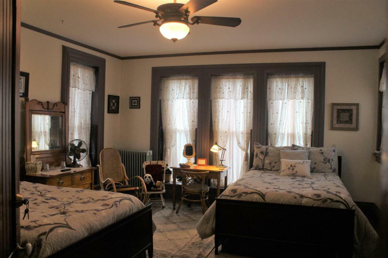 Spencer House Bed & Breakfast อีรี ภายนอก รูปภาพ